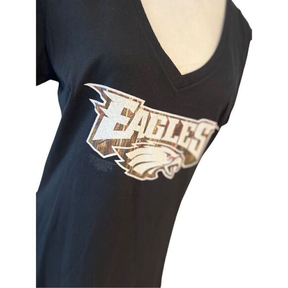 NWT NFL Eagles black v-neck T - L - Picture 3 of 9